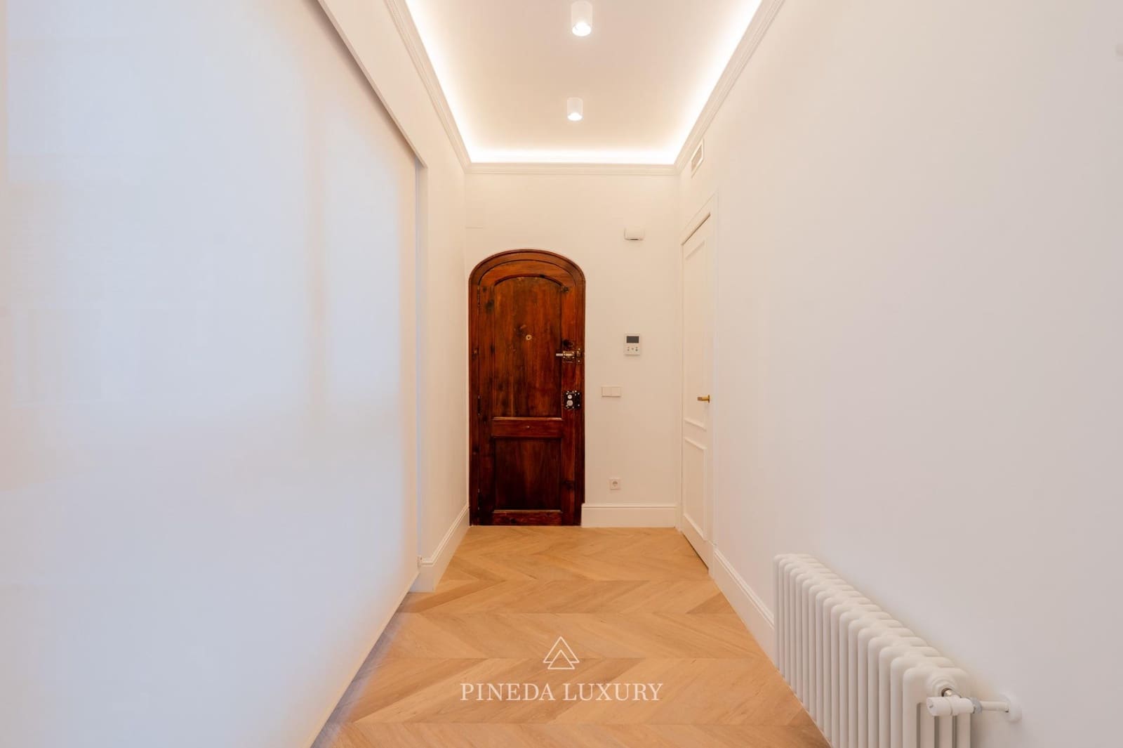 3 slaapkamer Flat te koop in Valencia stad - € 750.000 (Ref: 9400950)