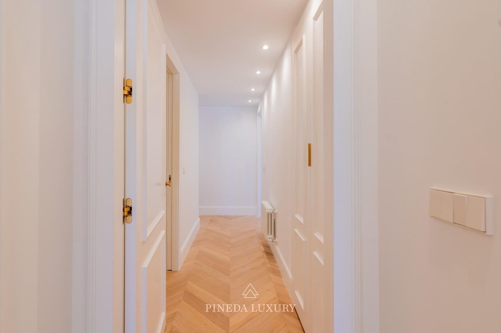 3 slaapkamer Flat te koop in Valencia stad - € 750.000 (Ref: 9400950)