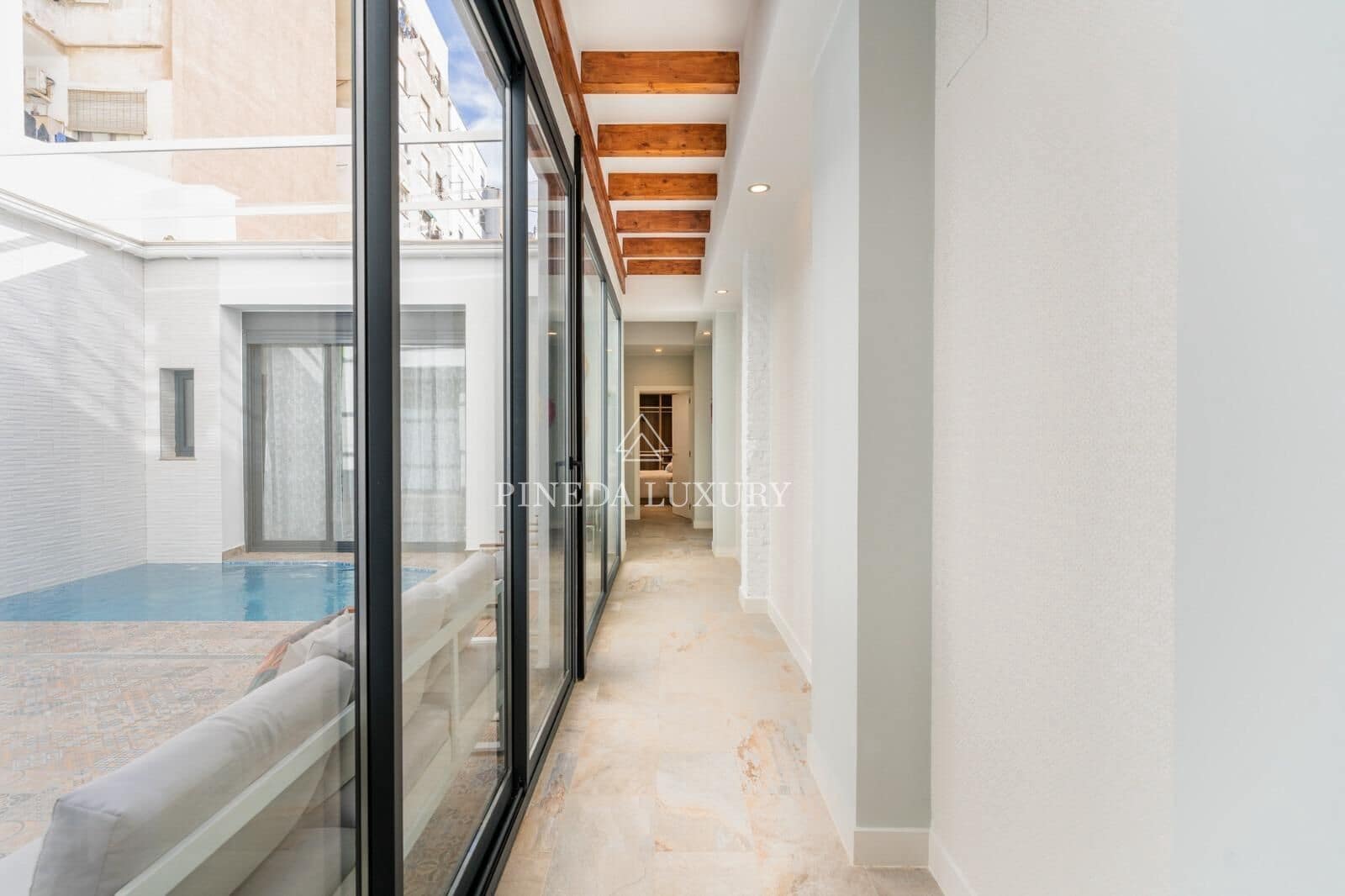 3 sypialnia Mieszkanie na sprzedaż w Miasto Walencja z basenem - 880 000 € (Ref: 9400951)