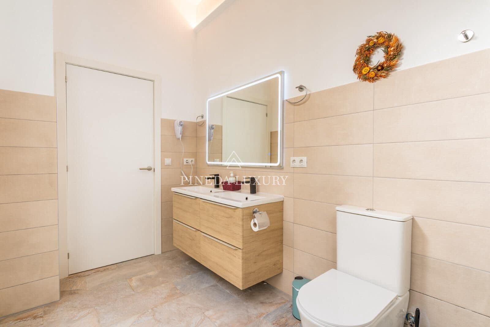 3 sypialnia Mieszkanie na sprzedaż w Miasto Walencja z basenem - 880 000 € (Ref: 9400951)