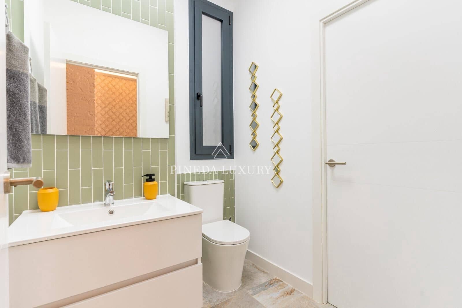 3 sypialnia Mieszkanie na sprzedaż w Miasto Walencja z basenem - 880 000 € (Ref: 9400951)