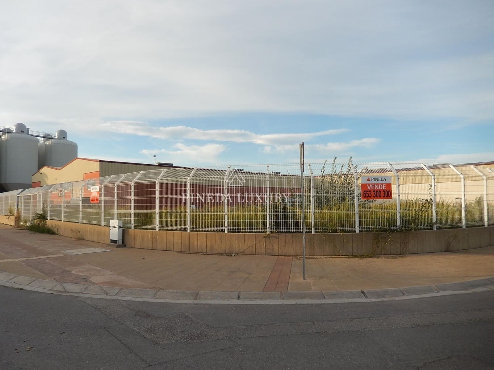 Byggetomt til salgs i Puig - € 750 000 (Ref: 9400953)