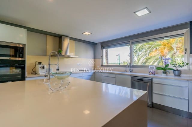 3 makuuhuone Rivitalo myytävänä paikassa Puig mukana uima-altaan 
autotalli - 590 000 € (Ref: 9400954)