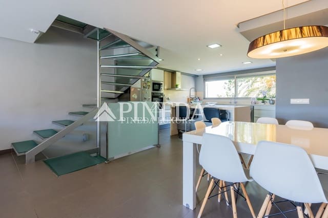 3 soverom Rekkehus til salgs i Puig med svømmebasseng garasje - € 590 000 (Ref: 9400954)