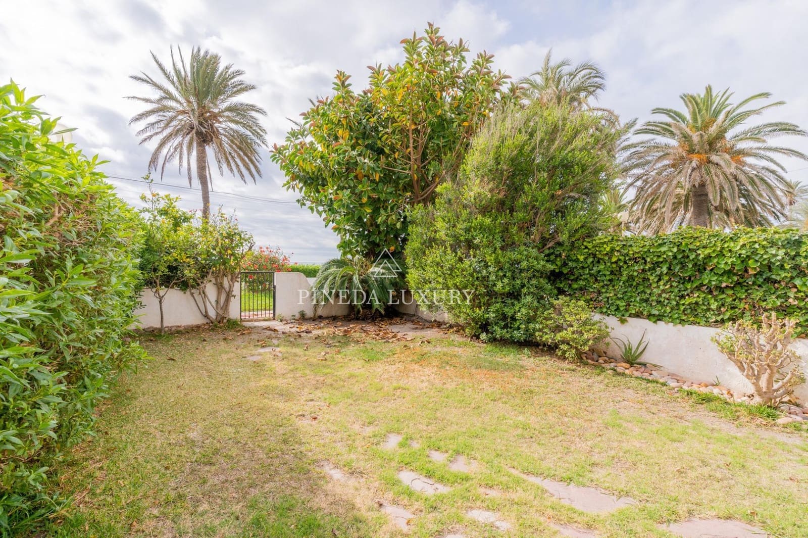 4 soverom Rekkehus til salgs i Puig - € 720 000 (Ref: 9400955)