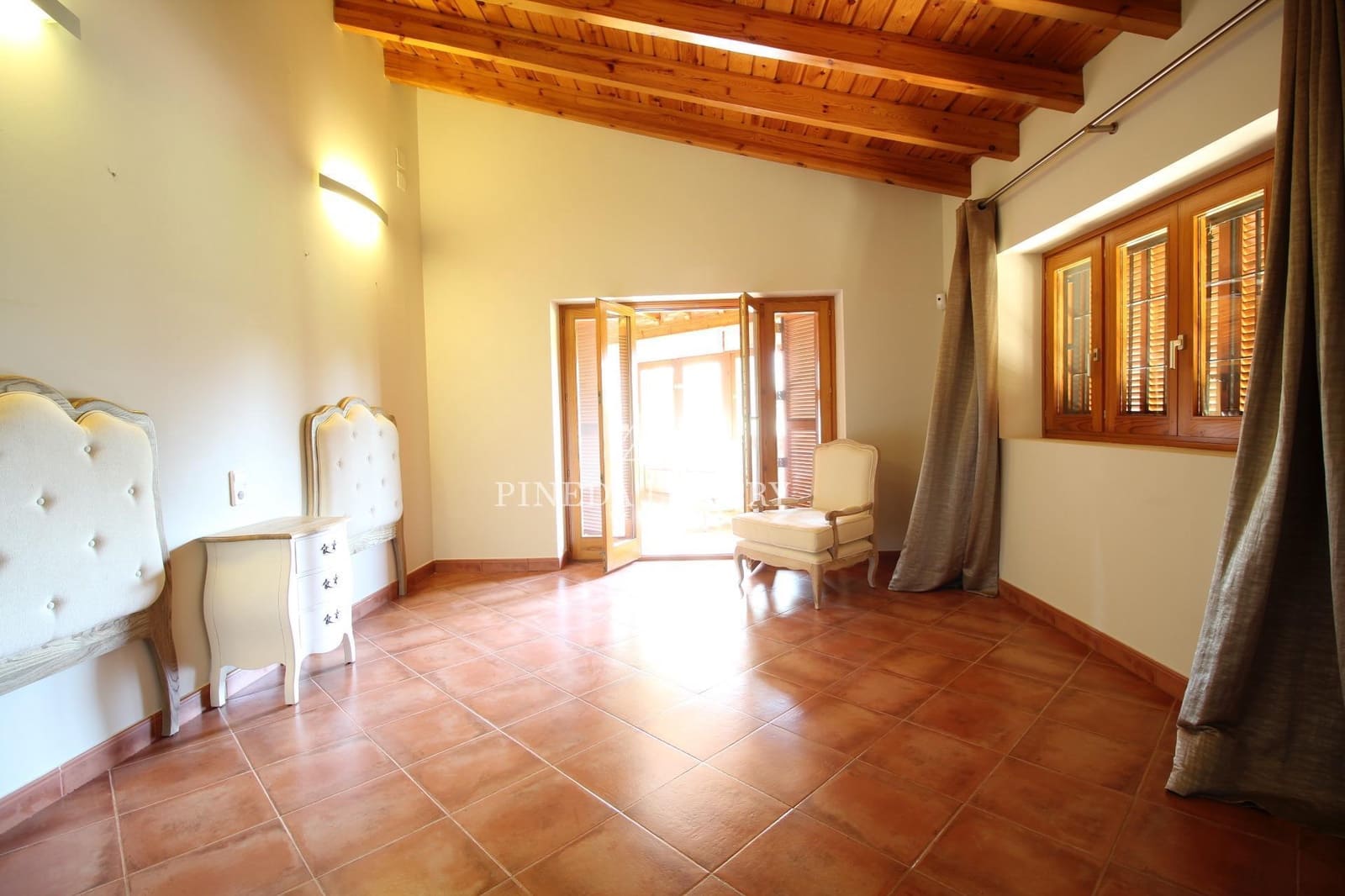 3 sovrum Villa till salu i Puig med pool garage - 899 000 € (Ref: 9400957)