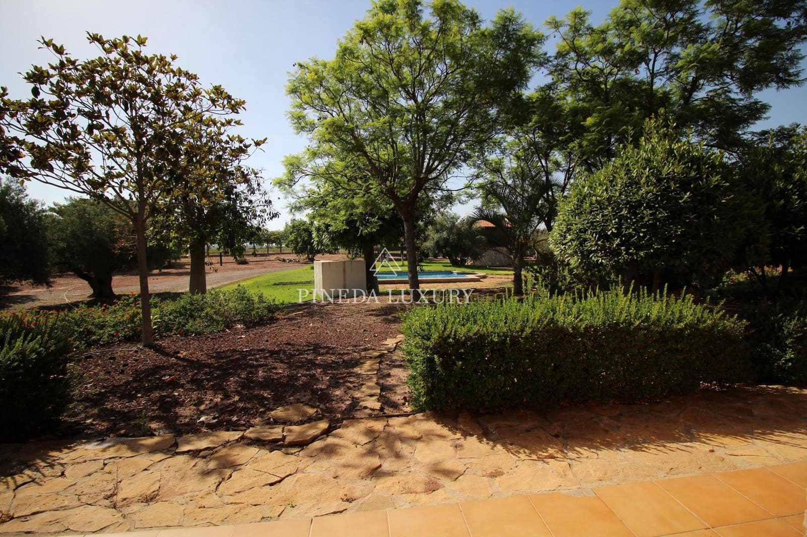 3 sovrum Villa till salu i Puig med pool garage - 899 000 € (Ref: 9400957)