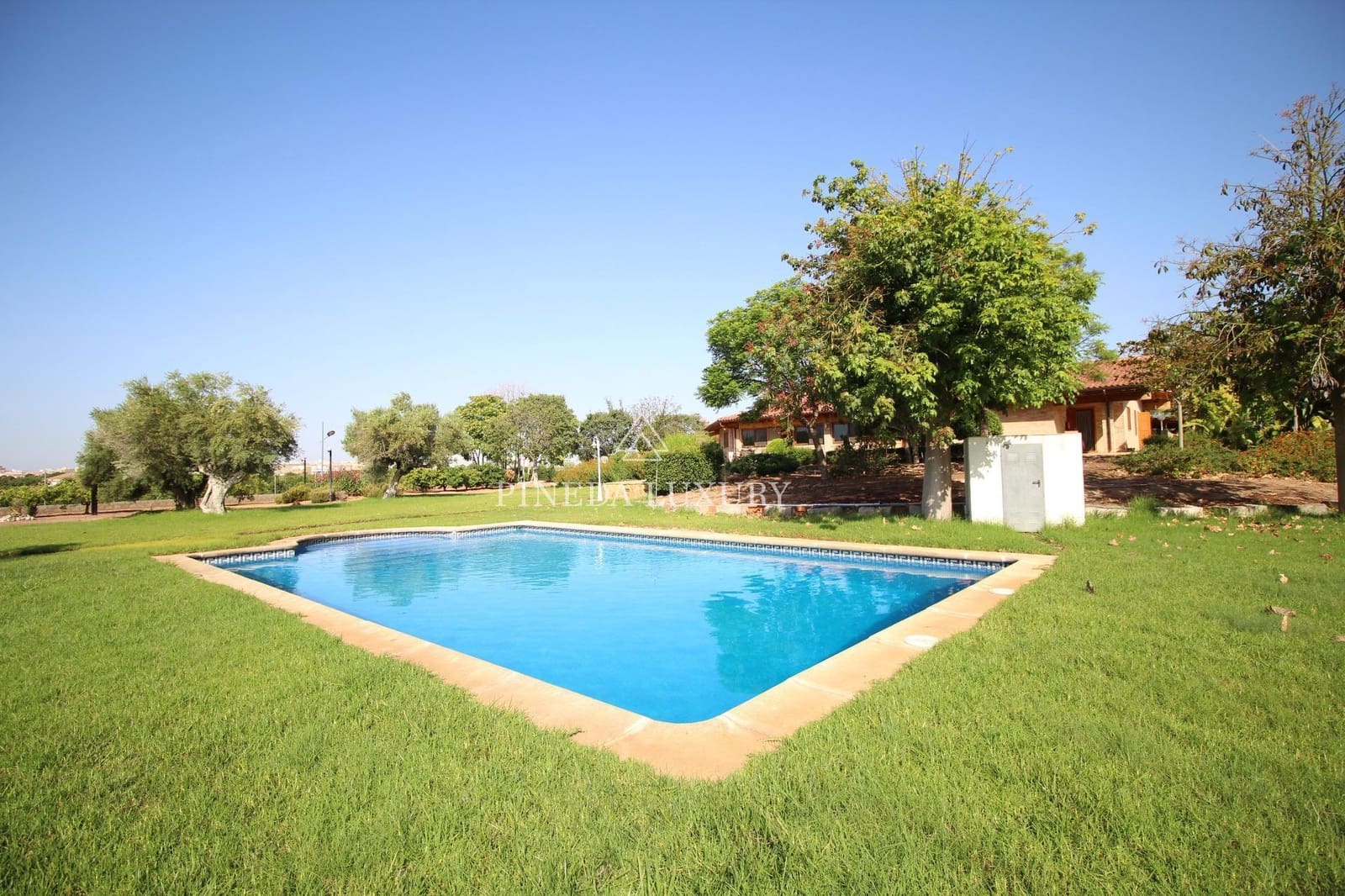 3 sovrum Villa till salu i Puig med pool garage - 899 000 € (Ref: 9400957)