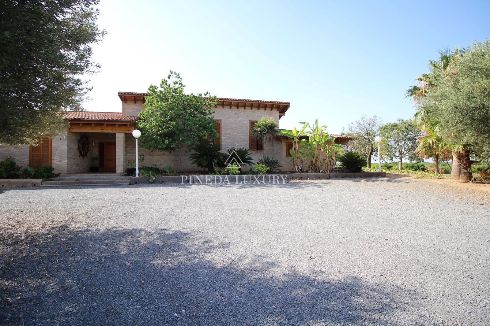 3 sovrum Villa till salu i Puig med pool garage - 899 000 € (Ref: 9400957)