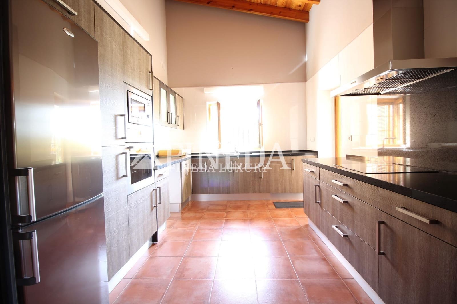 3 Zimmer Villa zu verkaufen in Puig mit Pool Garage - 899.000 € (Ref: 9400957)