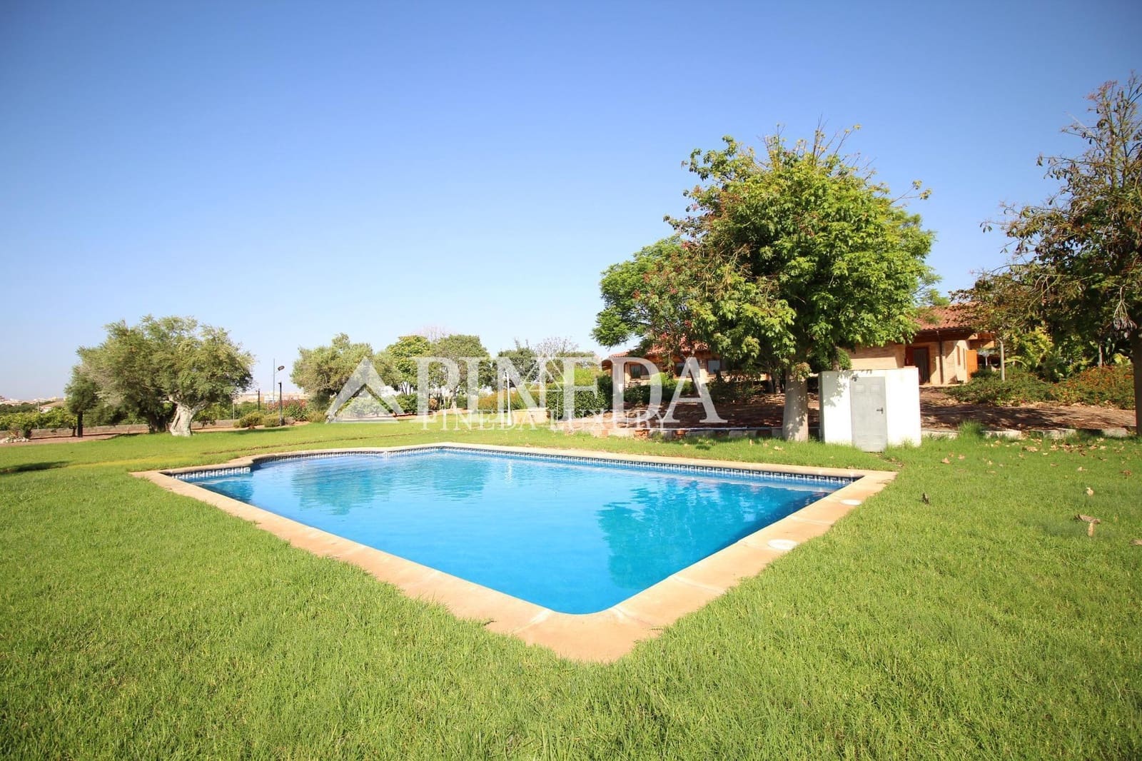 3 Zimmer Villa zu verkaufen in Puig mit Pool Garage - 899.000 € (Ref: 9400957)