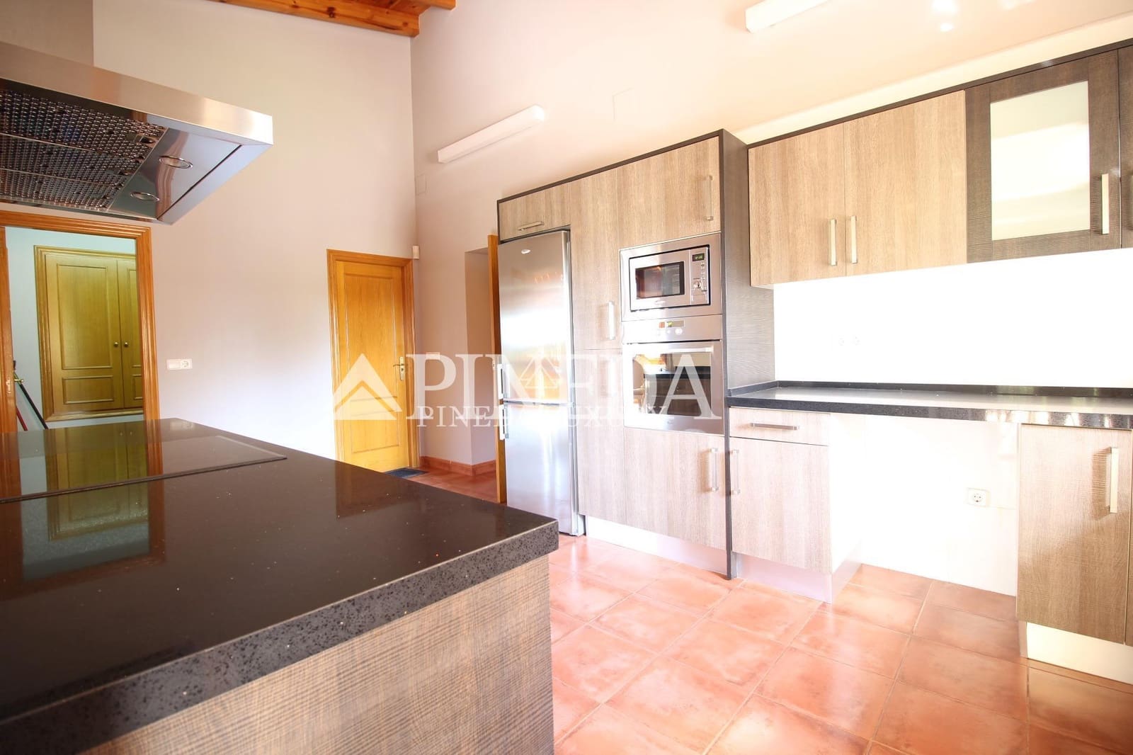 3 Zimmer Villa zu verkaufen in Puig mit Pool Garage - 899.000 € (Ref: 9400957)