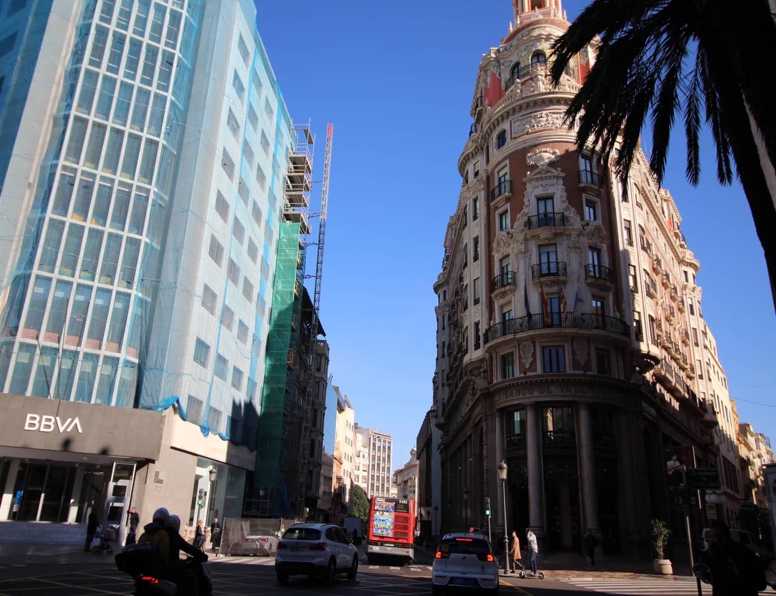 Erhverv til leje i Valencia by - € 5.500 (Ref: 9400959)