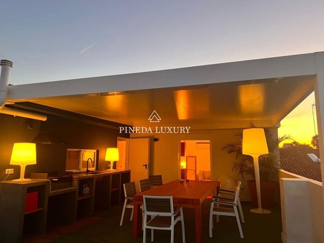 6 soveværelse Villa til salg i Cabanyal-Canyamelar, Valencia by - € 1.440.000 (Ref: 9400962)