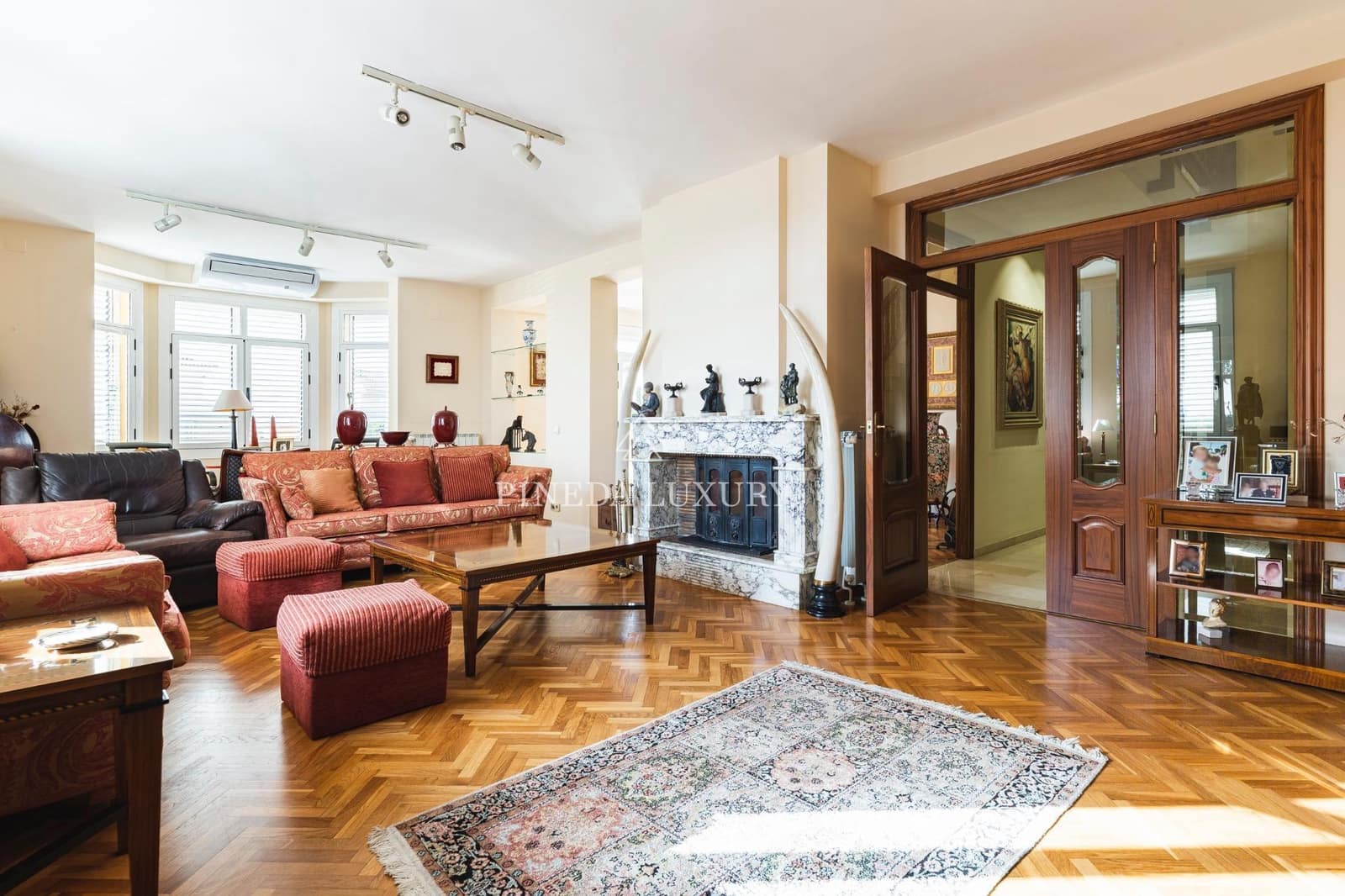 7 makuuhuone Huvila myytävänä paikassa Puig mukana uima-altaan 
autotalli - 1 200 000 € (Ref: 9400963)