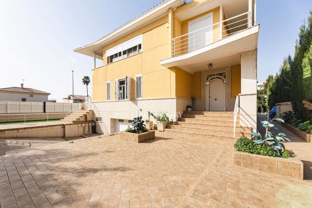 7 soverom Villa til salgs i Puig med svømmebasseng garasje - € 1 200 000 (Ref: 9400963)