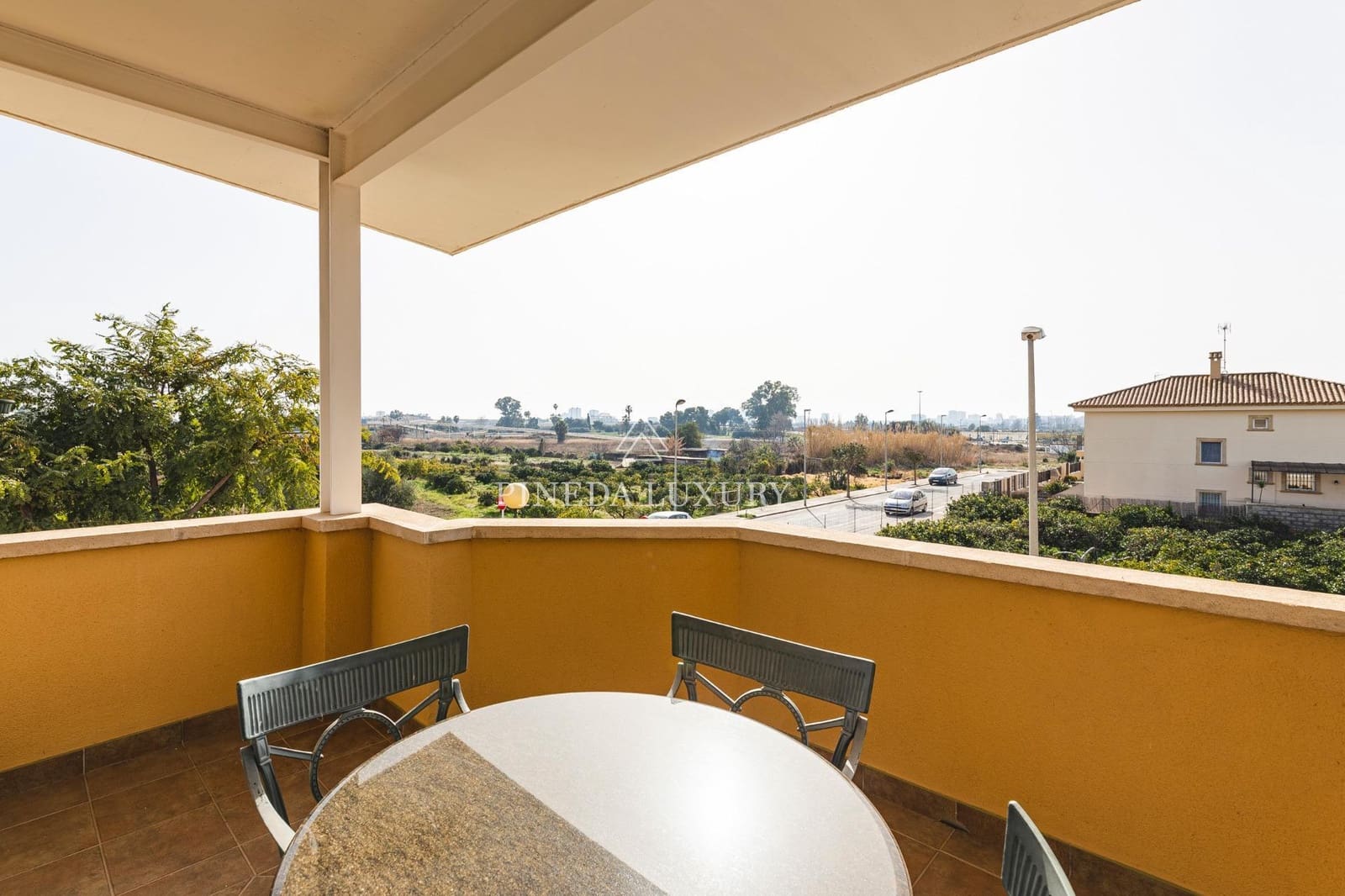 7 makuuhuone Huvila myytävänä paikassa Puig mukana uima-altaan 
autotalli - 1 200 000 € (Ref: 9400963)