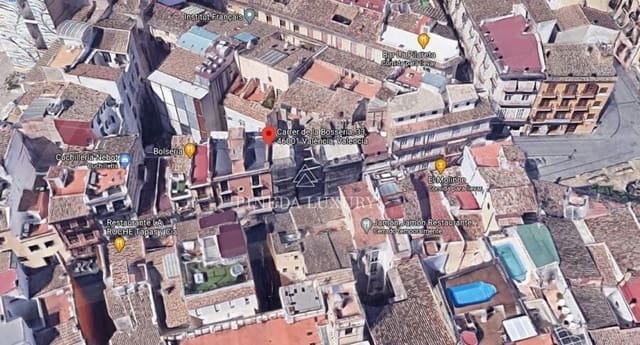 Apartment for sale in El Mercat, Valencia city - € 930,000 (Ref: 9402716)