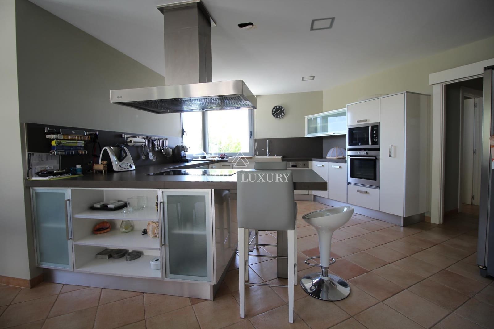 4 sovrum Villa till salu i Pucol med pool garage - 900 000 € (Ref: 9403360)