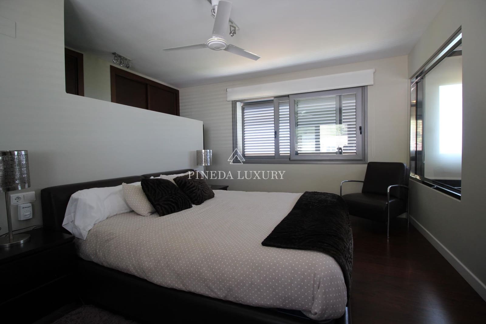 4 sovrum Villa till salu i Pucol med pool garage - 900 000 € (Ref: 9403360)