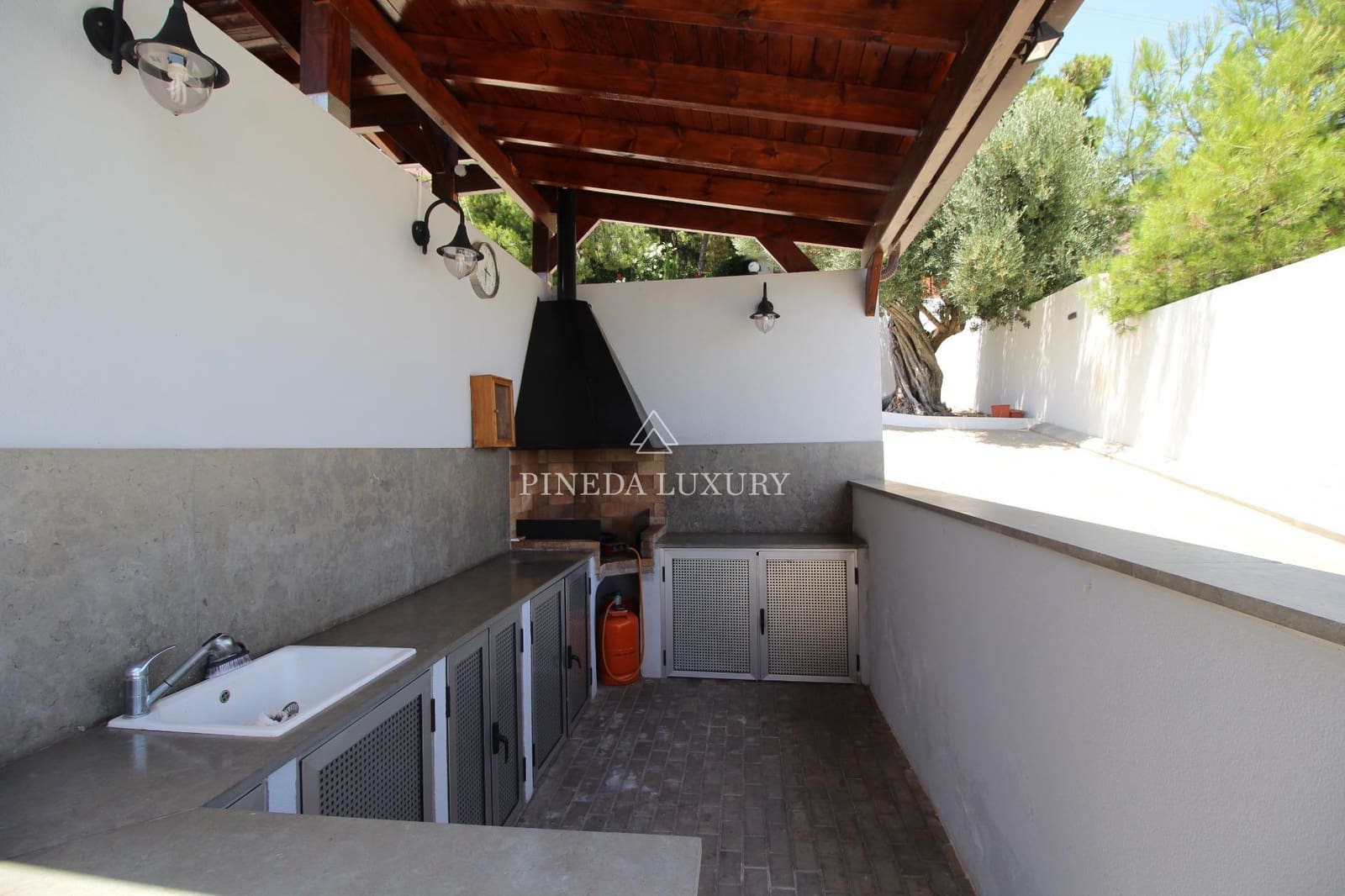 4 sovrum Villa till salu i Pucol med pool garage - 900 000 € (Ref: 9403360)