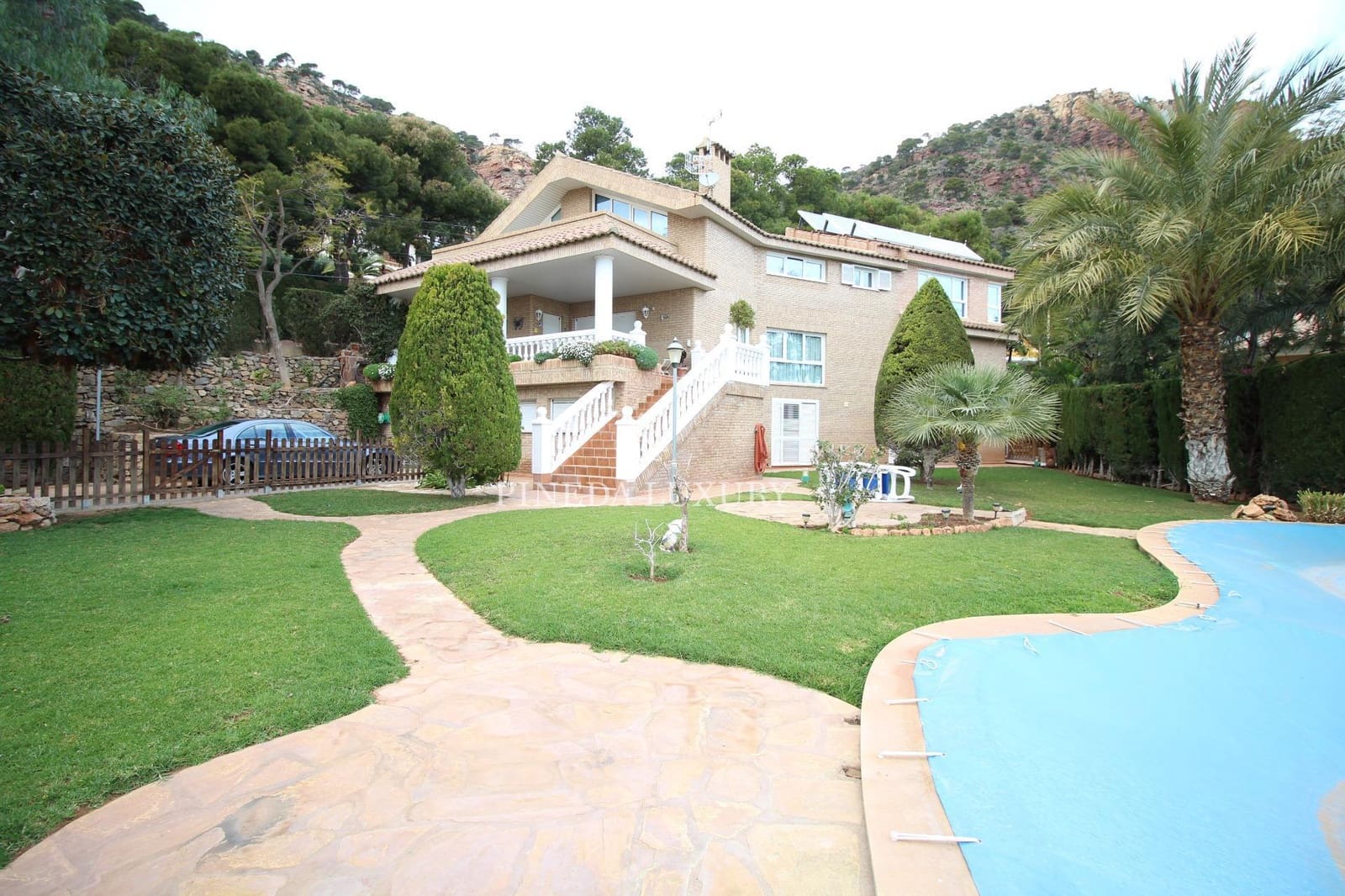 7 slaapkamer Villa te koop in Pucol met zwembad garage - € 1.550.000 (Ref: 9403361)
