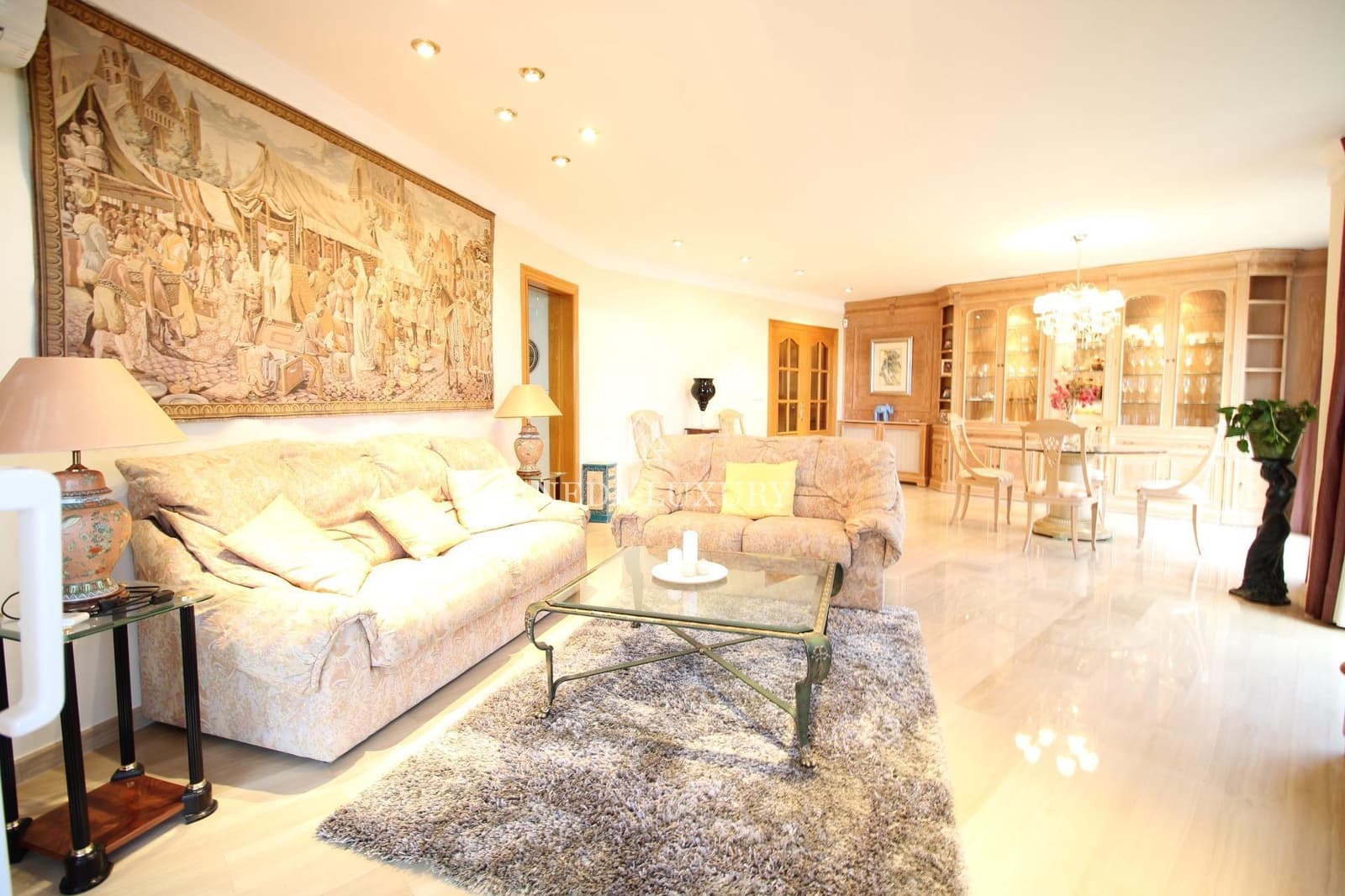 7 slaapkamer Villa te koop in Pucol met zwembad garage - € 1.550.000 (Ref: 9403361)