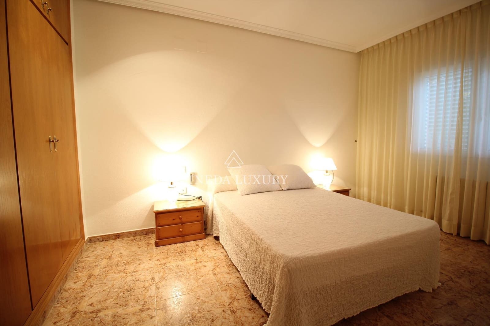 7 slaapkamer Villa te koop in Pucol met zwembad garage - € 1.550.000 (Ref: 9403361)