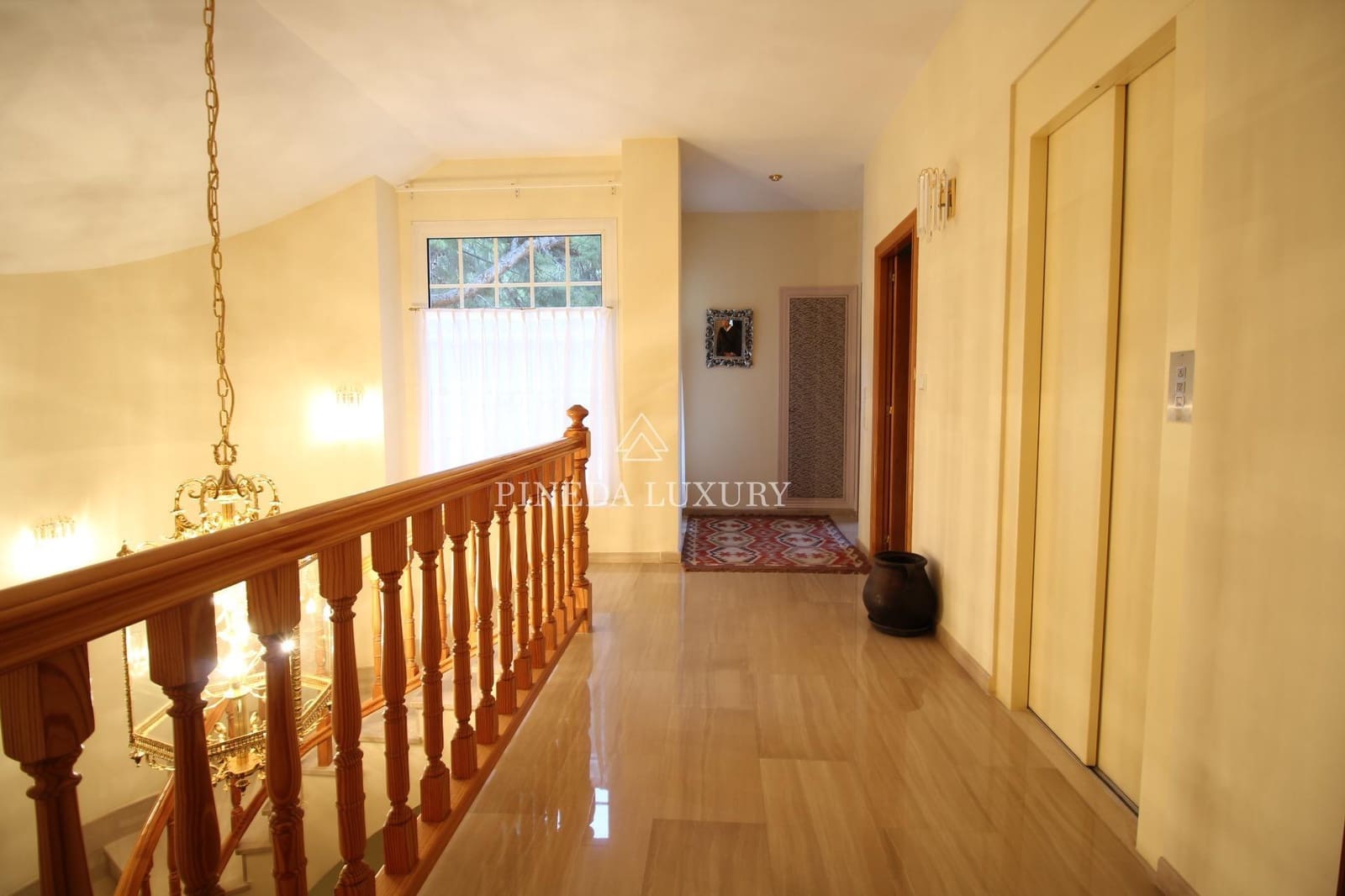 7 slaapkamer Villa te koop in Pucol met zwembad garage - € 1.550.000 (Ref: 9403361)