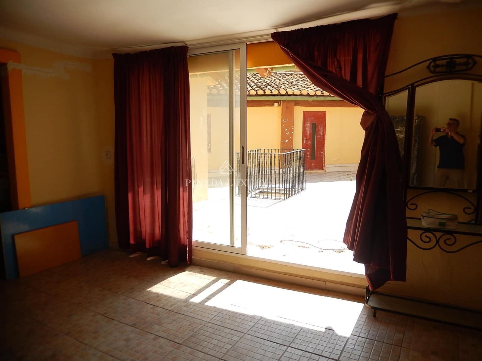 3 chambre Local Commercial à vendre à Sagunto / Sagunt avec garage - 1 250 000 € (Ref: 9403365)