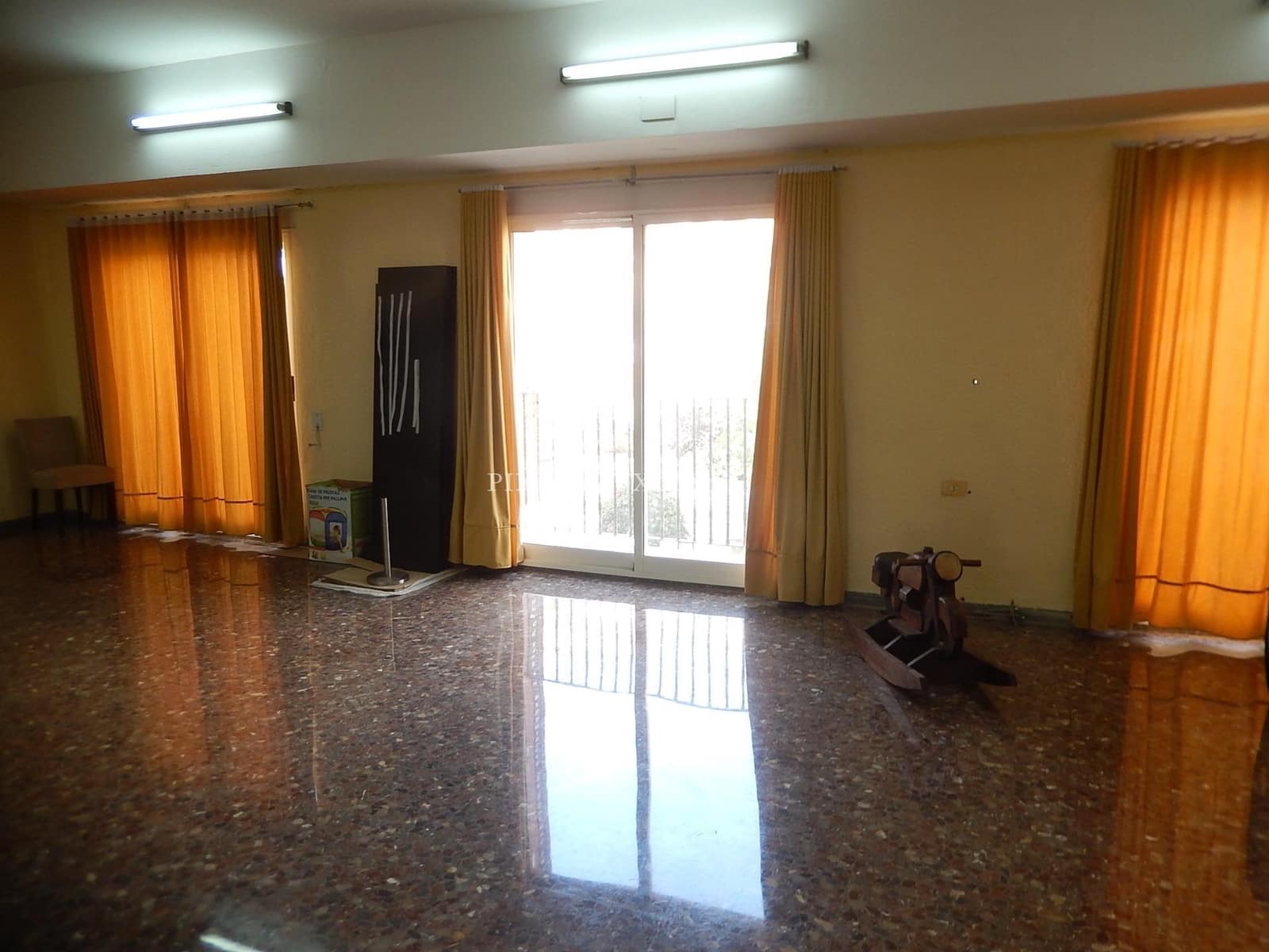3 chambre Local Commercial à vendre à Sagunto / Sagunt avec garage - 1 250 000 € (Ref: 9403365)