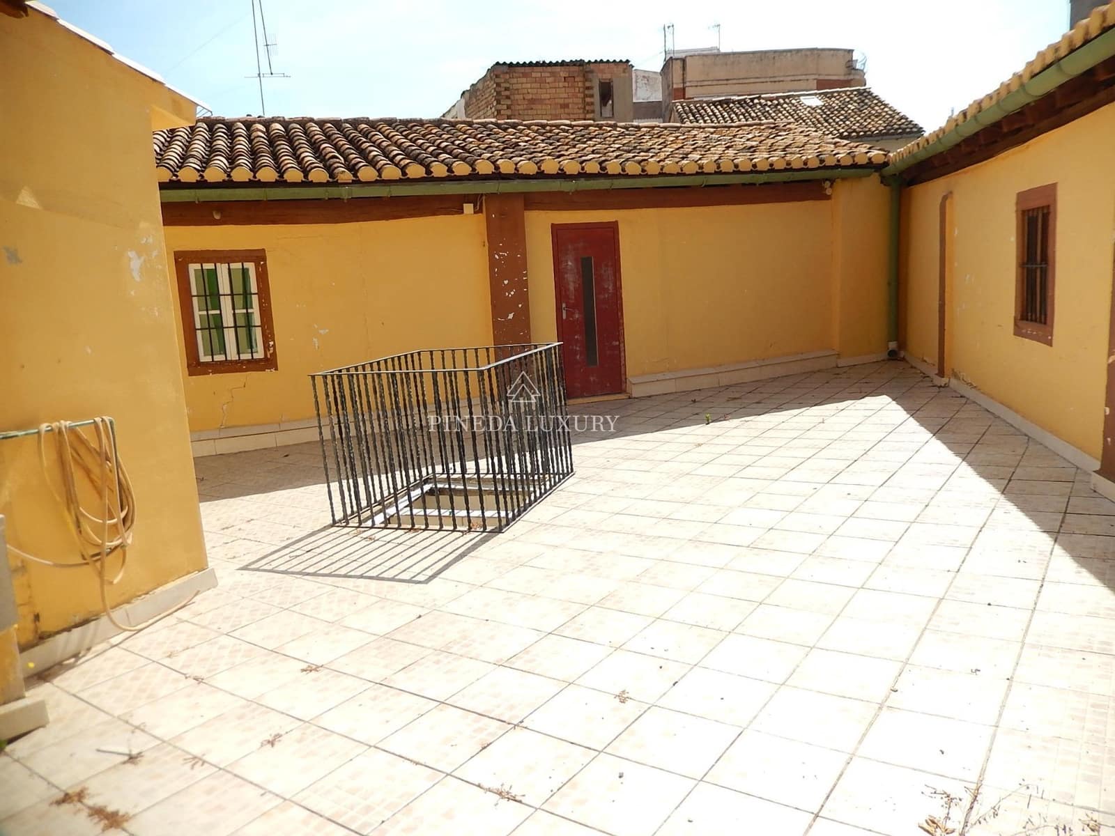3 chambre Local Commercial à vendre à Sagunto / Sagunt avec garage - 1 250 000 € (Ref: 9403365)