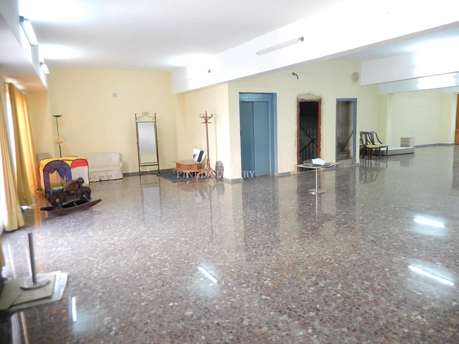 3 chambre Local Commercial à vendre à Sagunto / Sagunt avec garage - 1 250 000 € (Ref: 9403365)