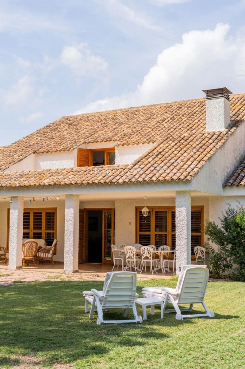 6 soverom Villa til salgs i Pucol med garasje - € 1 750 000 (Ref: 9406837)