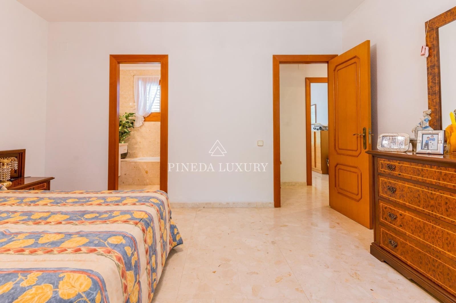 6 soverom Villa til salgs i Pucol med garasje - € 1 750 000 (Ref: 9406837)