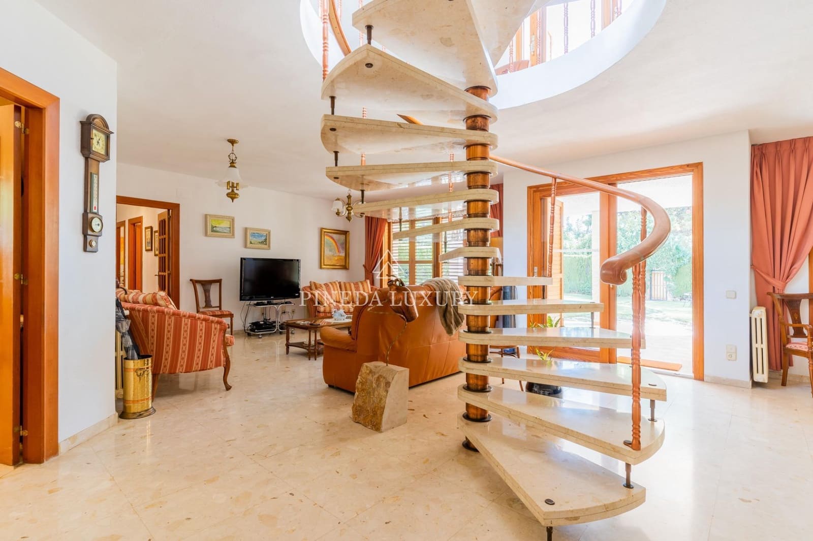 6 soverom Villa til salgs i Pucol med garasje - € 1 750 000 (Ref: 9406837)