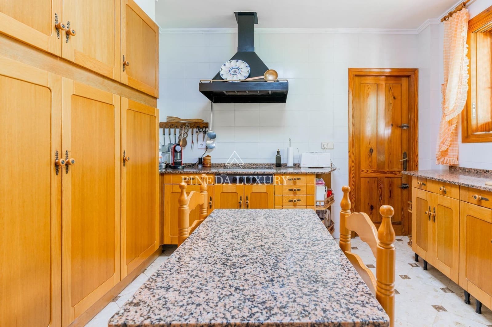 6 soverom Villa til salgs i Pucol med garasje - € 1 750 000 (Ref: 9406837)