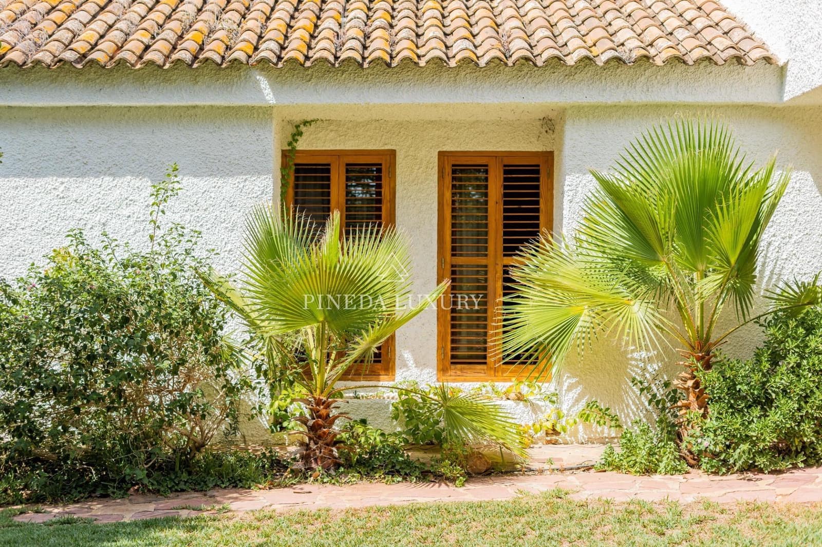 6 soverom Villa til salgs i Pucol med garasje - € 1 750 000 (Ref: 9406837)