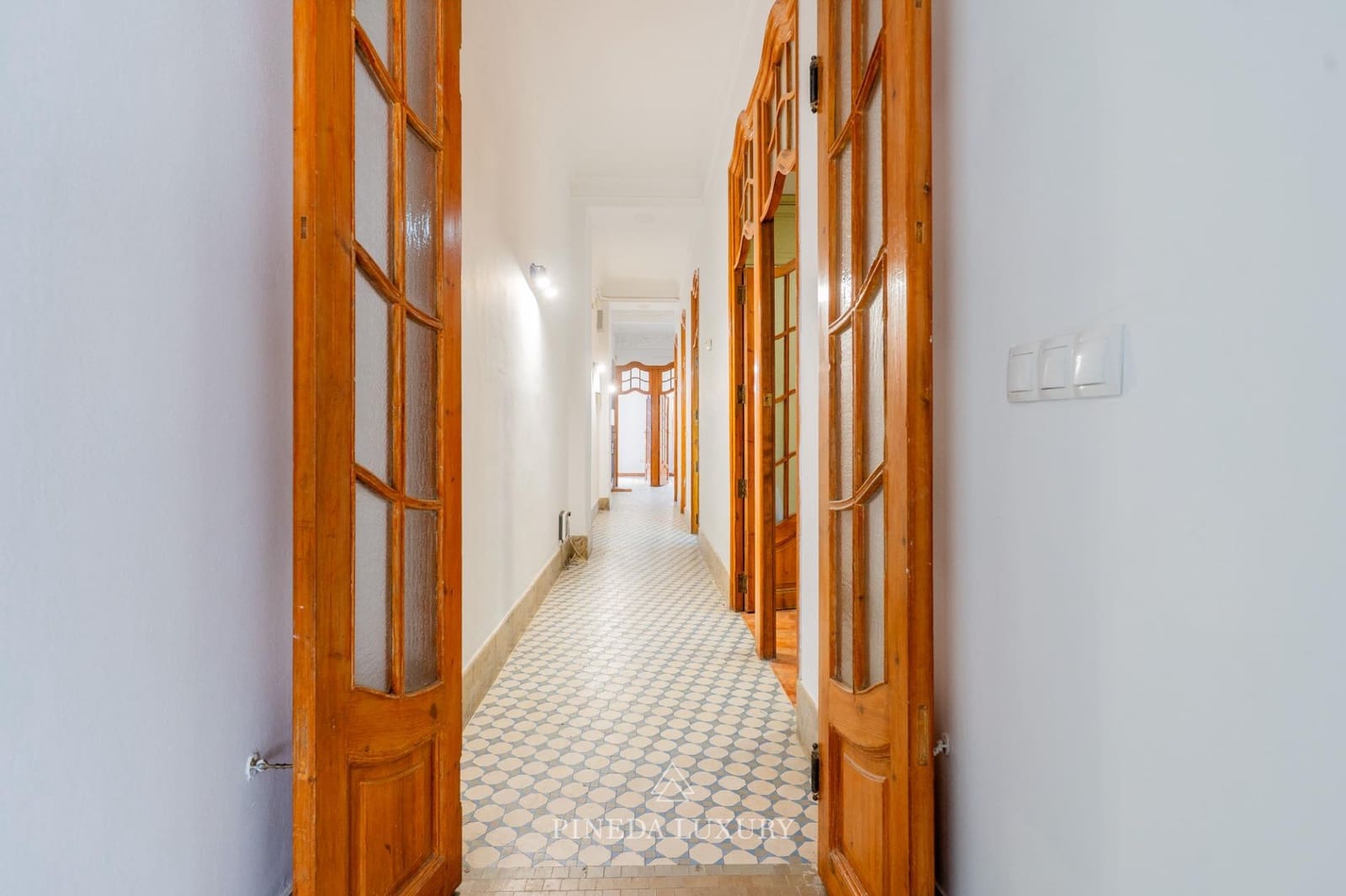 6 soveværelse Lejlighed til salg i Valencia by - € 950.000 (Ref: 9406838)