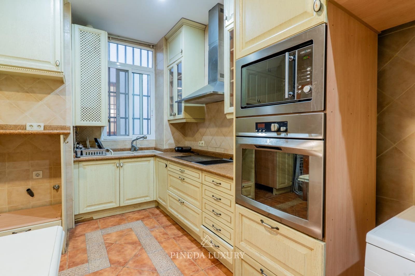 6 soveværelse Lejlighed til salg i Valencia by - € 950.000 (Ref: 9406838)