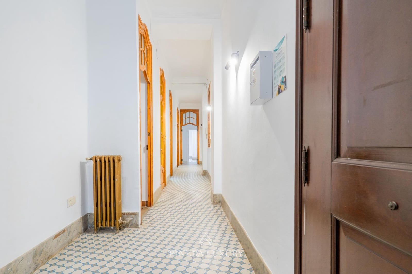 6 soveværelse Lejlighed til salg i Valencia by - € 950.000 (Ref: 9406838)