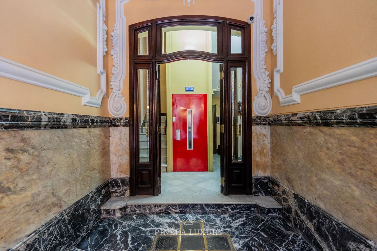 6 soveværelse Lejlighed til salg i Valencia by - € 950.000 (Ref: 9406838)