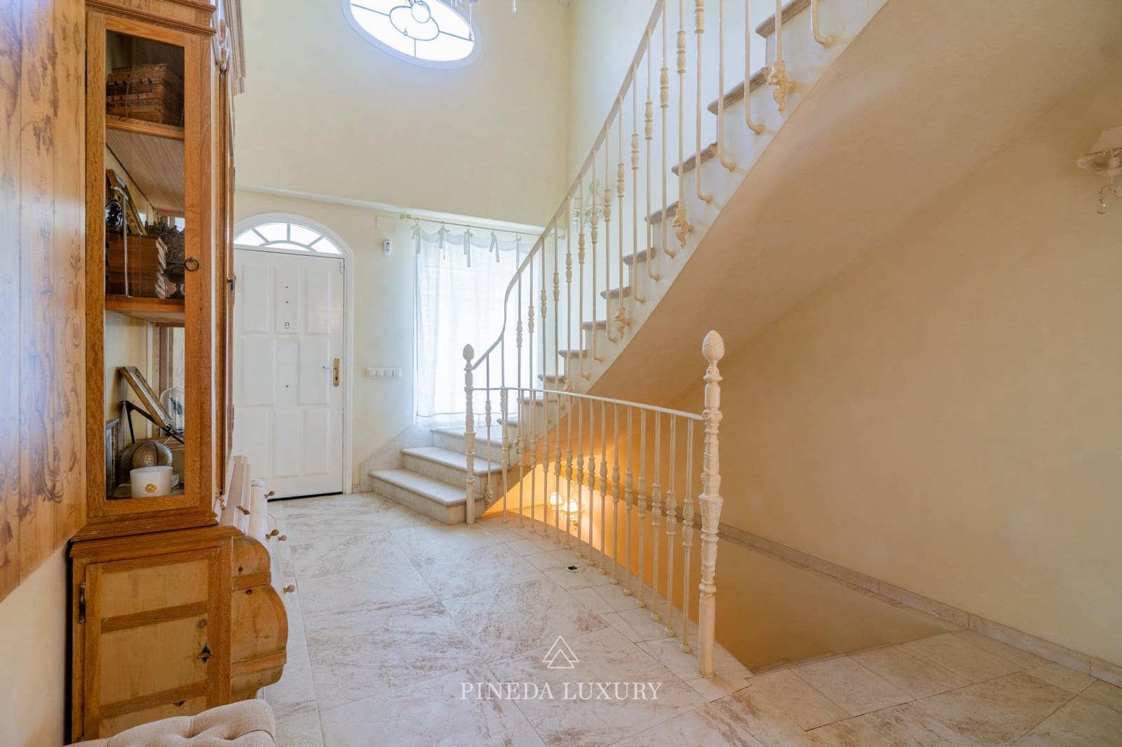 5 soverom Villa til salgs i Pucol med svømmebasseng garasje - € 1 550 000 (Ref: 9406839)