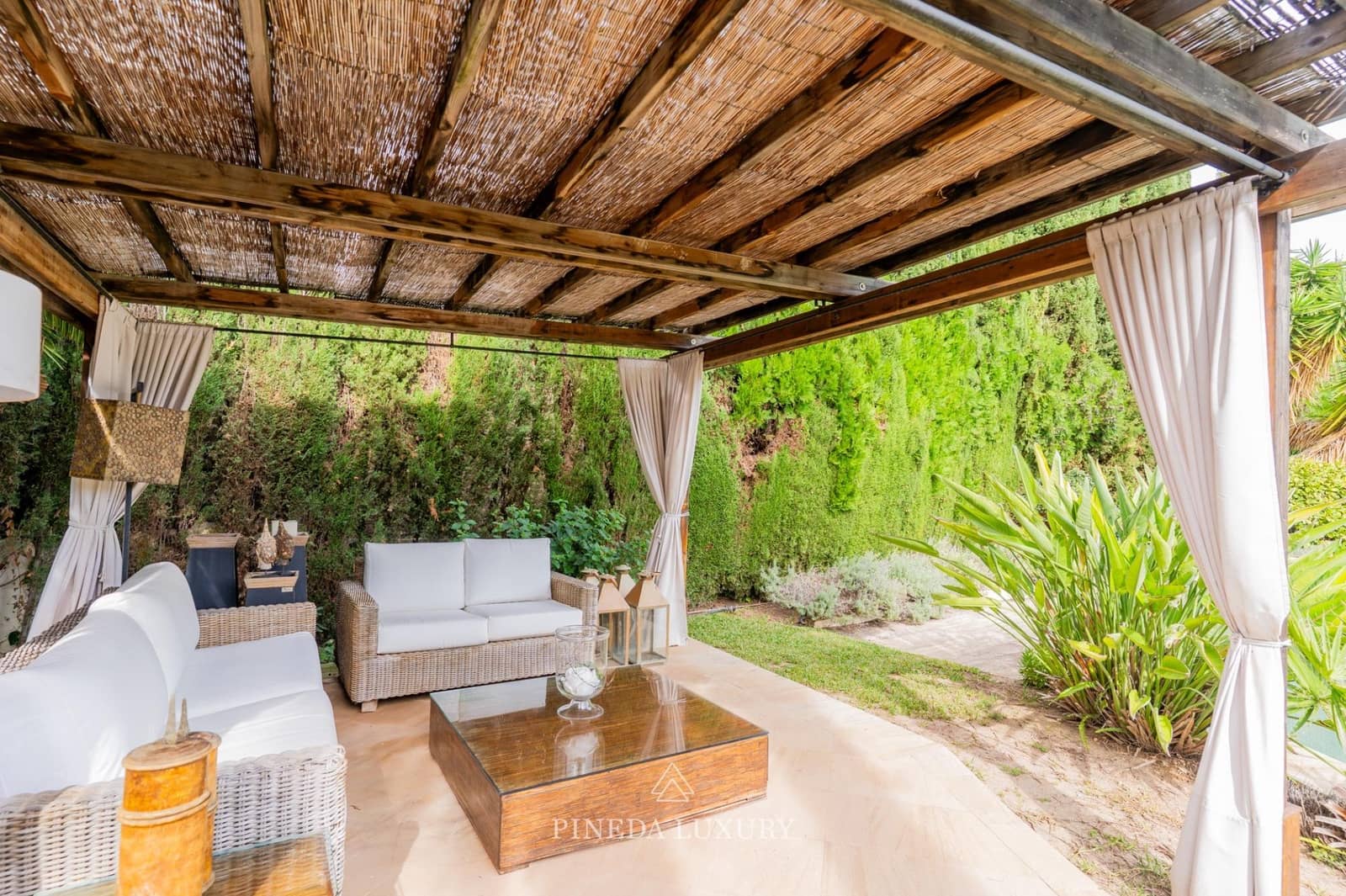 5 soverom Villa til salgs i Pucol med svømmebasseng garasje - € 1 550 000 (Ref: 9406839)