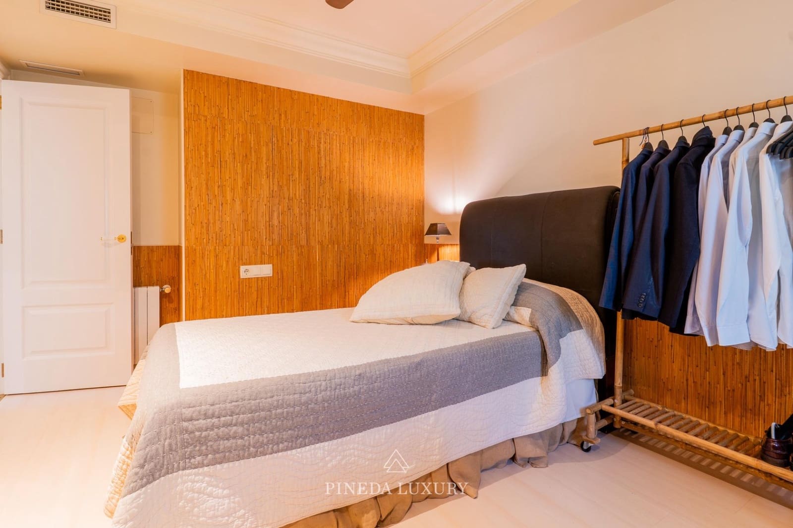 5 soverom Villa til salgs i Pucol med svømmebasseng garasje - € 1 550 000 (Ref: 9406839)