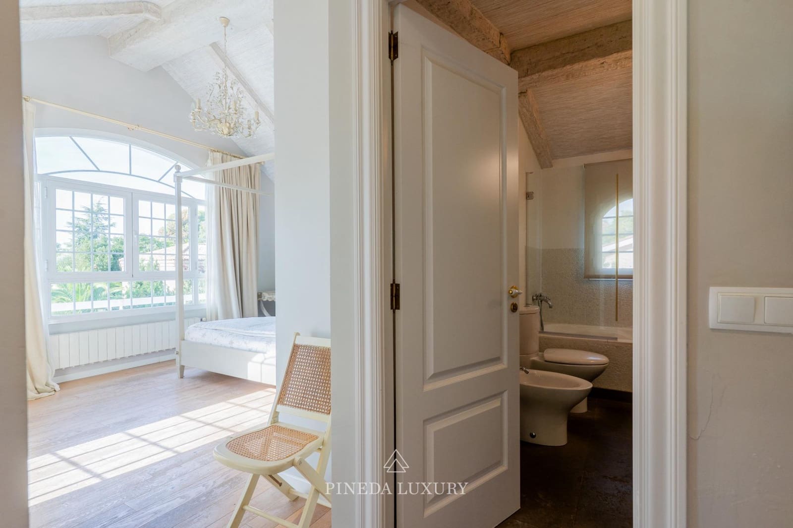 5 soverom Villa til salgs i Pucol med svømmebasseng garasje - € 1 550 000 (Ref: 9406839)