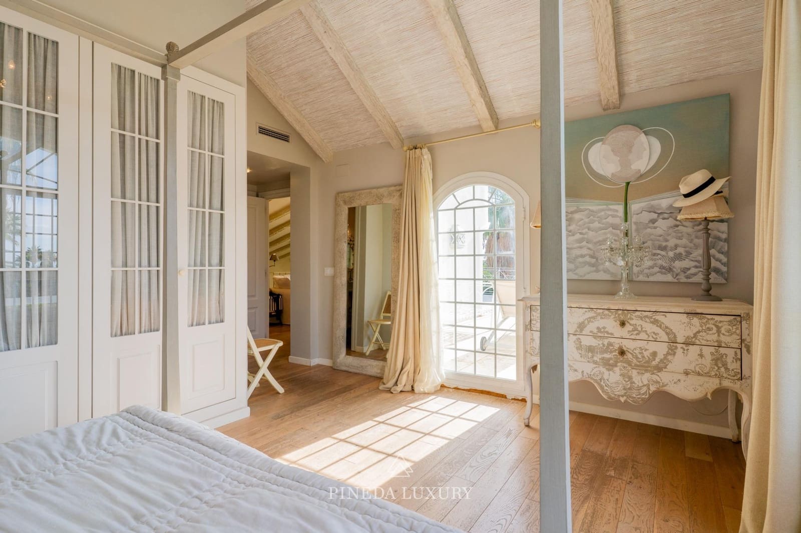 5 soverom Villa til salgs i Pucol med svømmebasseng garasje - € 1 550 000 (Ref: 9406839)