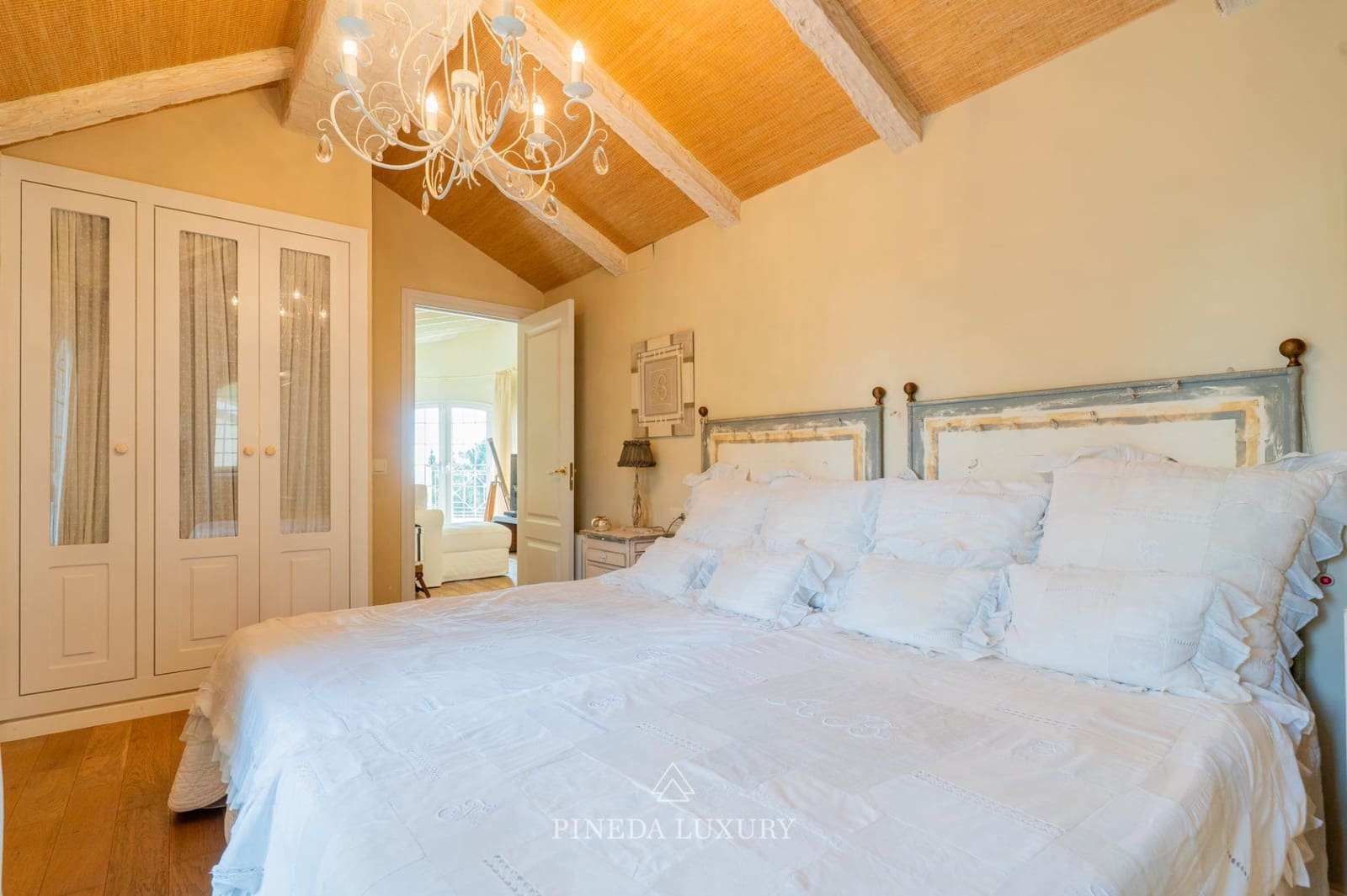 5 soverom Villa til salgs i Pucol med svømmebasseng garasje - € 1 550 000 (Ref: 9406839)