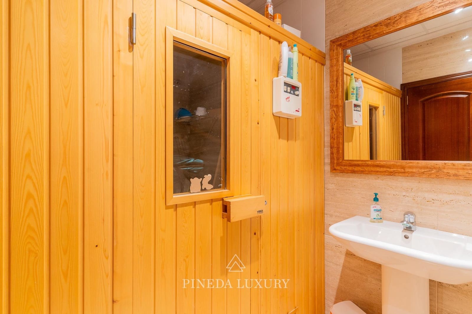 5 soverom Villa til salgs i Pucol med svømmebasseng garasje - € 1 645 000 (Ref: 9406840)