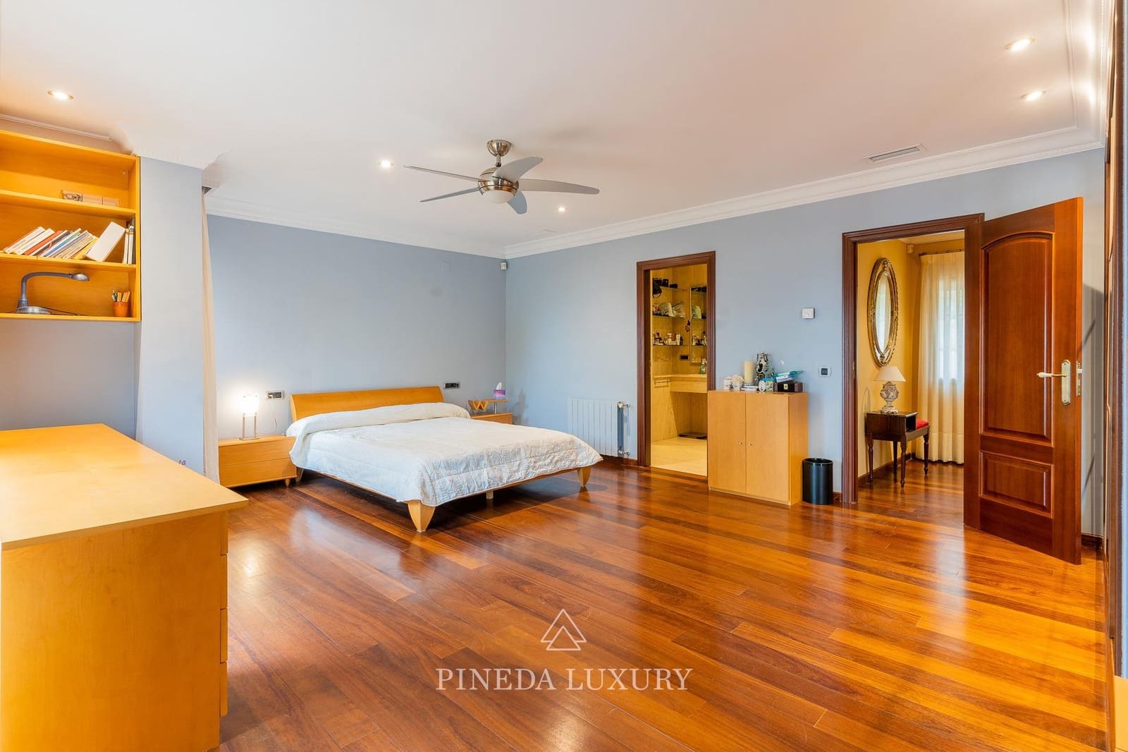 5 soverom Villa til salgs i Pucol med svømmebasseng garasje - € 1 645 000 (Ref: 9406840)